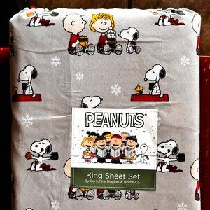 Peanuts Snoopy Christmas KING Size Sheet Set Hot Cocoa Snowflakes Woodstock